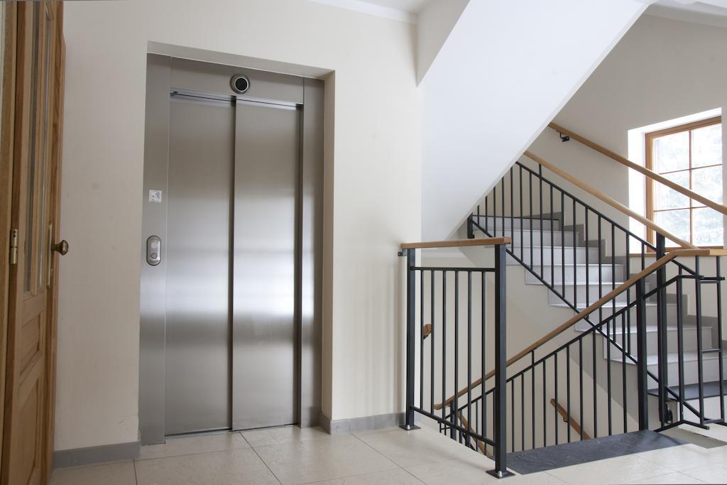 Apartman Petra Clinic Javor بيتس بود سنيزكو المظهر الخارجي الصورة